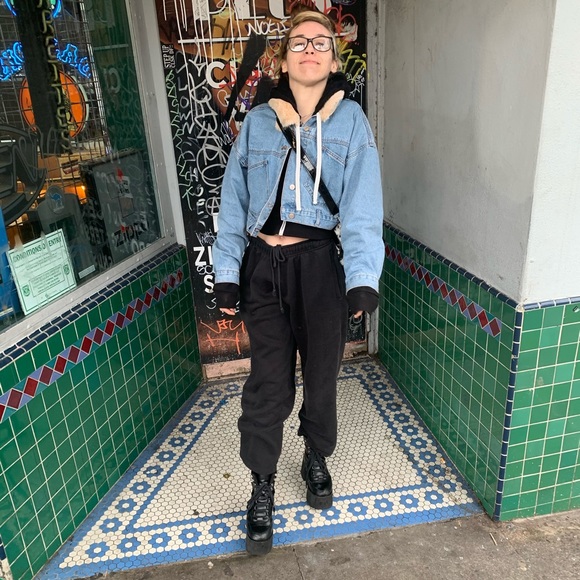 Meet your Posher, Bianca - Picture 9 of 12